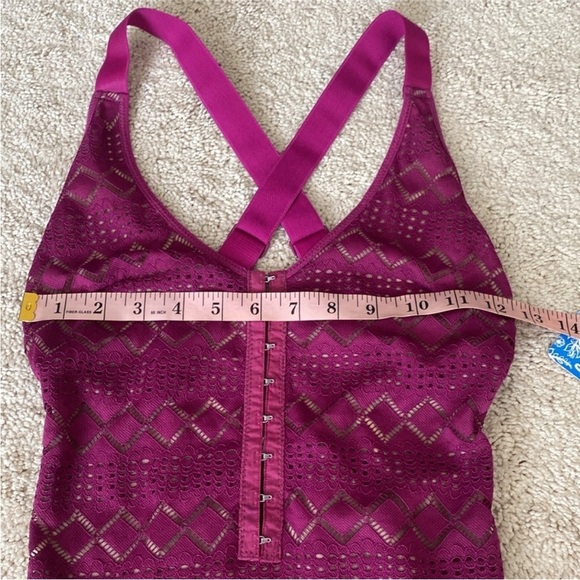 New Intimately Free People Thank You Never Lace Thong Bodysuit Magenta Size XS - Picture 13 of 16
